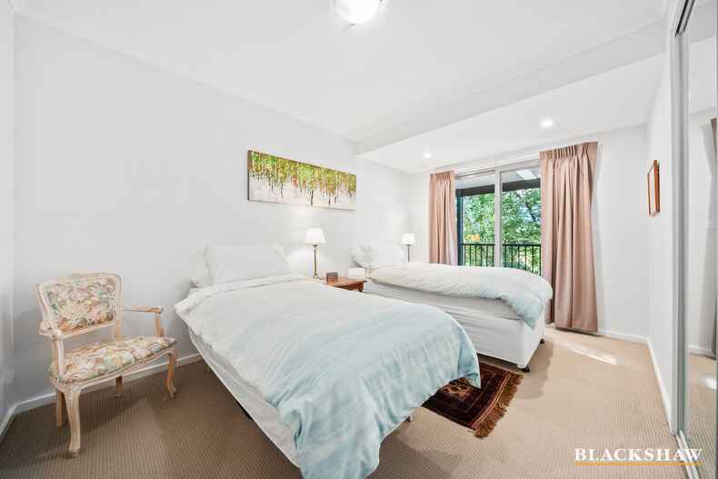 4/33 Eggleston Crescent Chifley