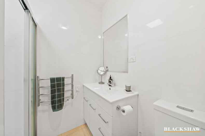 4/33 Eggleston Crescent Chifley