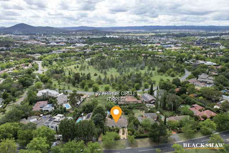72 Arthur Circle Forrest