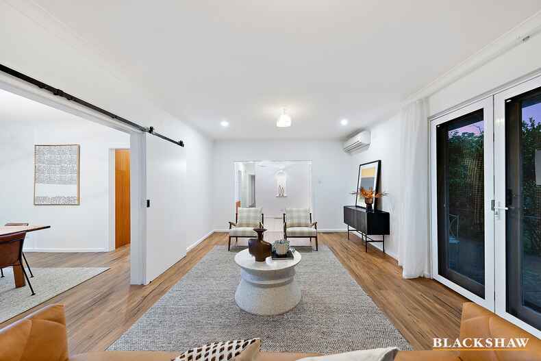 72 Arthur Circle Forrest