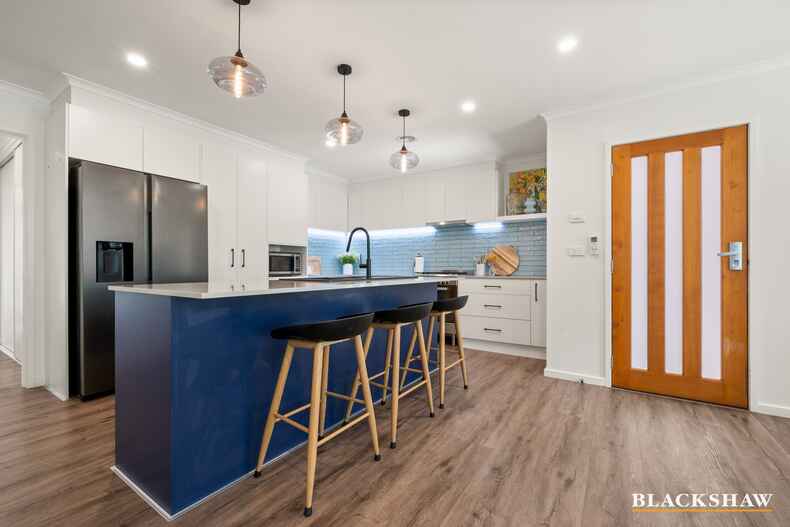 328 Antill Street Hackett 328 Antill Street Hackett