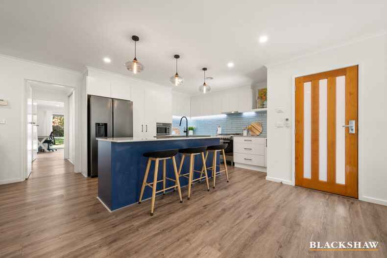 328 Antill Street Hackett 328 Antill Street Hackett