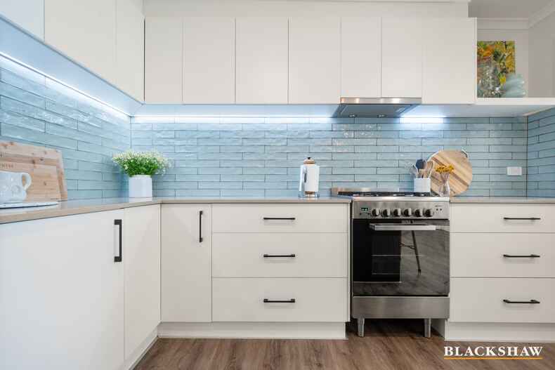 328 Antill Street Hackett 328 Antill Street Hackett