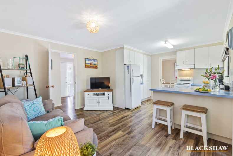 3 Barton Parade Tomakin