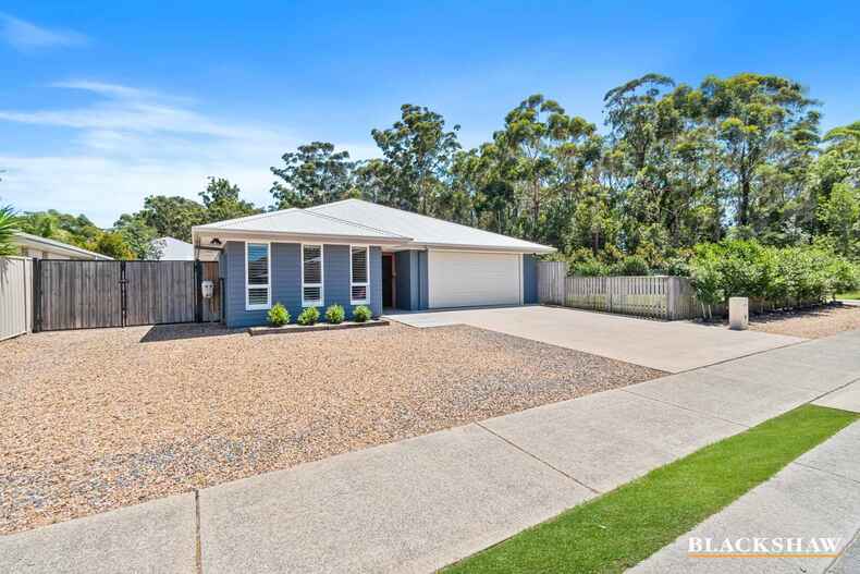 1 Martin Place Broulee 1 Martin Place Broulee