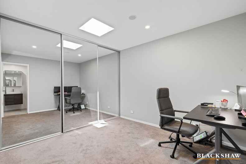 73/566 Cotter Road Wright