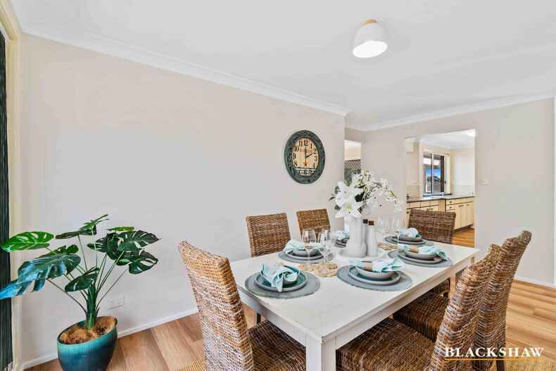 18 Wills Crescent Denhams Beach