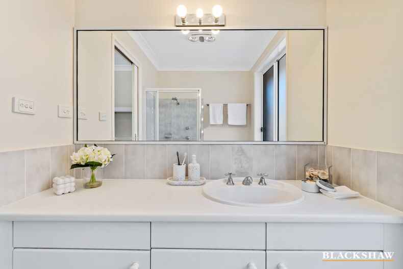 18 Wills Crescent Denhams Beach