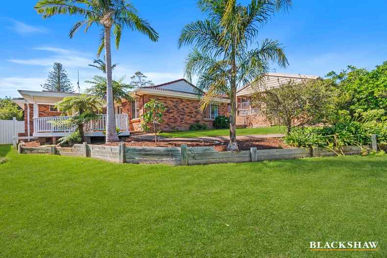 18 Wills Crescent Denhams Beach