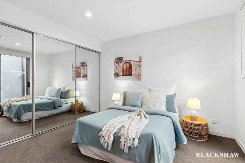 69/128 John Gorton Drive Coombs