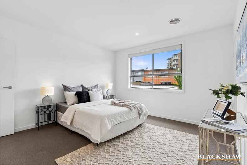 69/128 John Gorton Drive Coombs