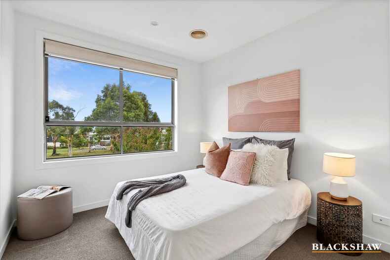 69/128 John Gorton Drive Coombs