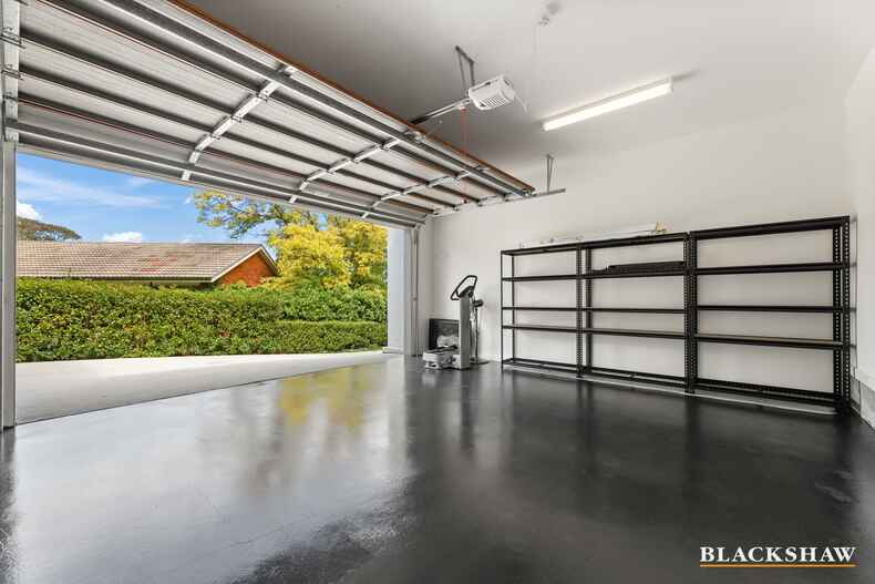 1/11 Aurora Close Mawson