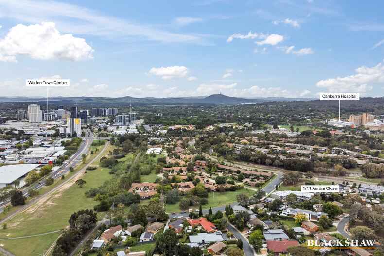 1/11 Aurora Close Mawson