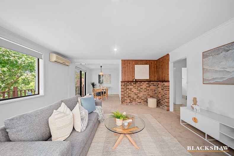 15 O'Rourke Street Weetangera 15 O'Rourke Street Weetangera