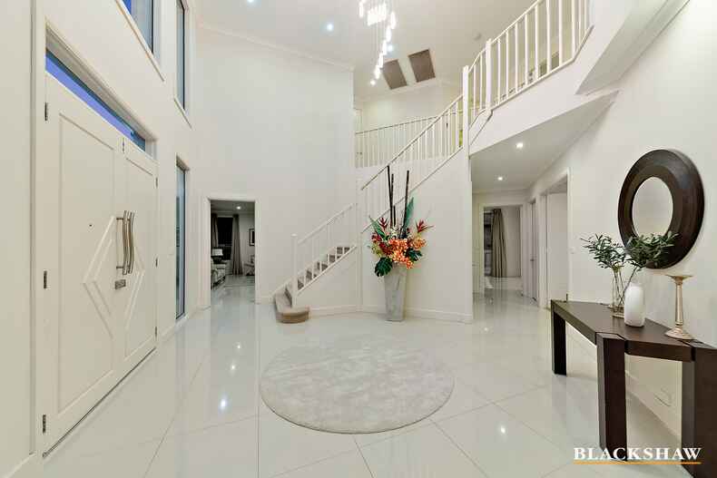 42 Wallangara Street O'Malley 42 Wallangara Street O'Malley