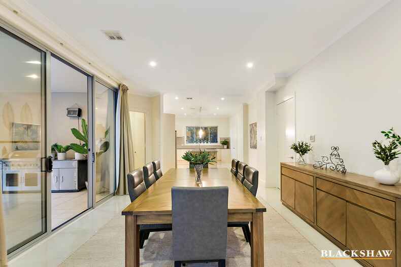 42 Wallangara Street O'Malley 42 Wallangara Street O'Malley