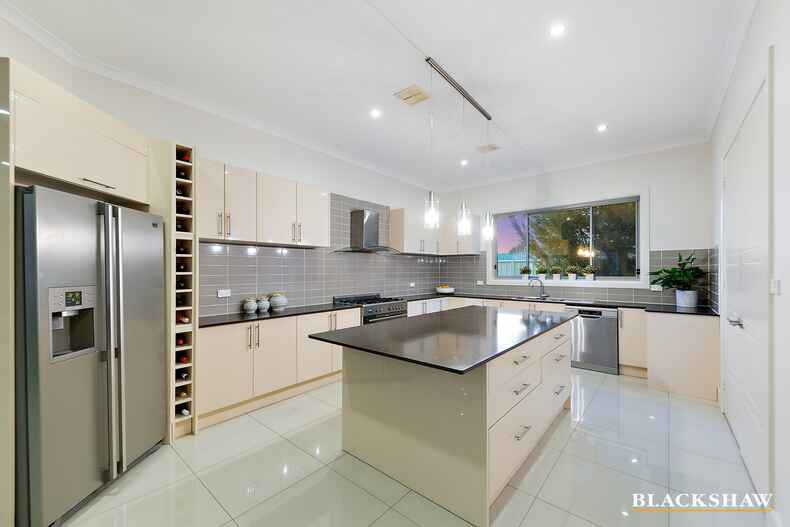 42 Wallangara Street O'Malley 42 Wallangara Street O'Malley