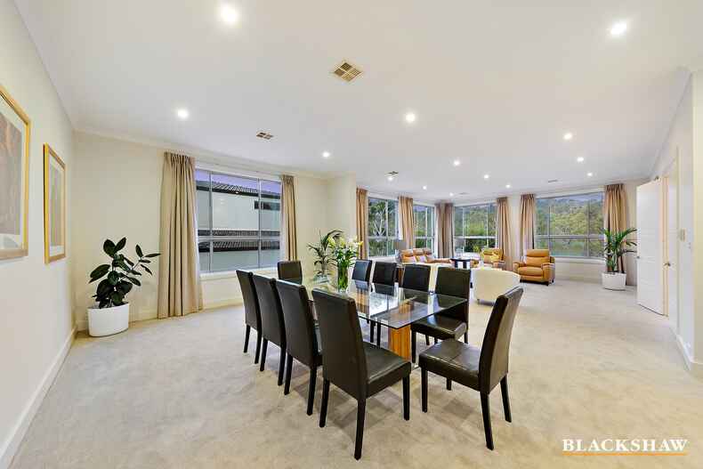 42 Wallangara Street O'Malley 42 Wallangara Street O'Malley