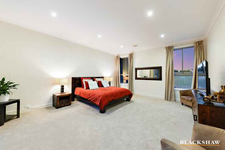 42 Wallangara Street O'Malley 42 Wallangara Street O'Malley