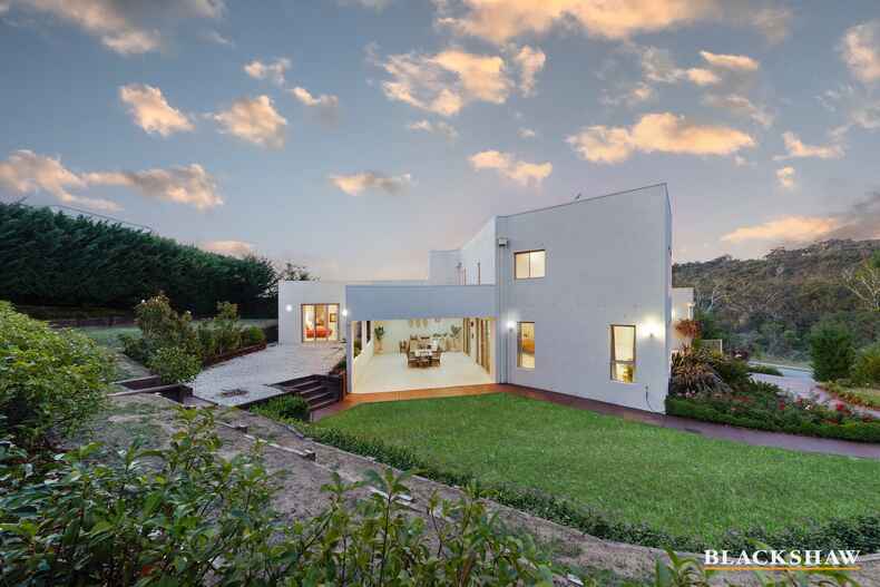 42 Wallangara Street O'Malley 42 Wallangara Street O'Malley