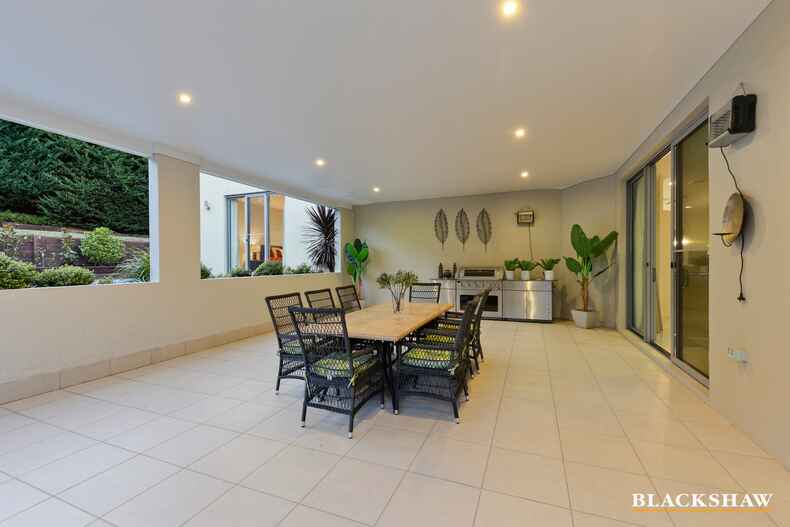 42 Wallangara Street O'Malley 42 Wallangara Street O'Malley