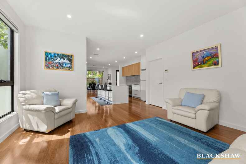 1/11 Aurora Close Mawson