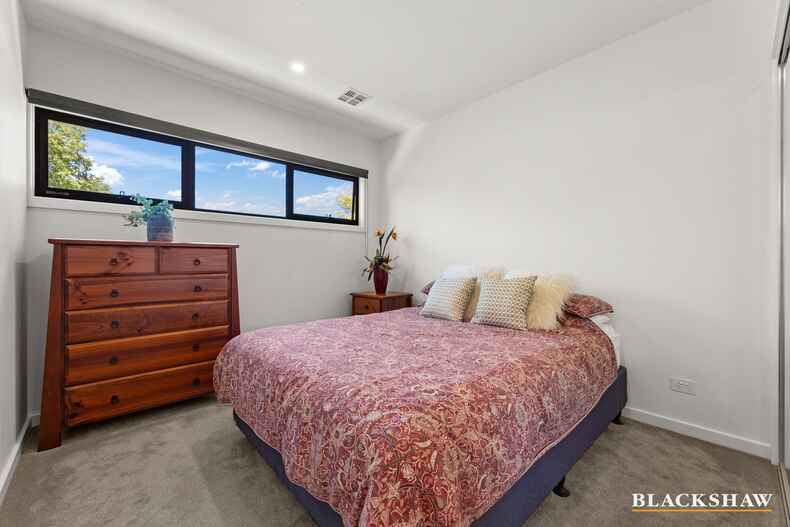 1/11 Aurora Close Mawson