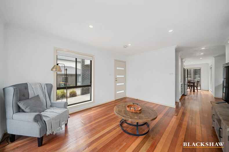 1/2 Belconnen Way Page 1/2 Belconnen Way Page