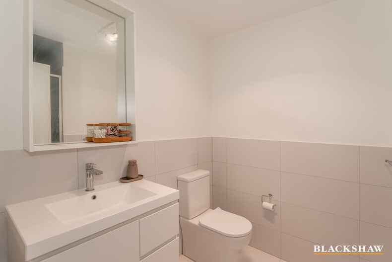 35/60 Kingsland Parade Casey 35/60 Kingsland Parade Casey