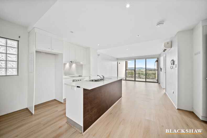 24A/17 Uriarra Road Queanbeyan