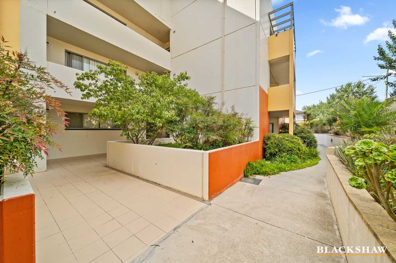 24A/17 Uriarra Road Queanbeyan