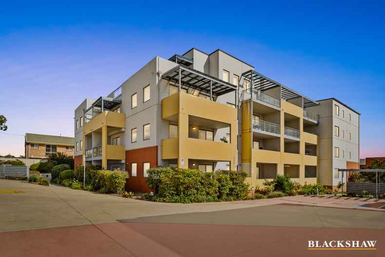 24A/17 Uriarra Road Queanbeyan