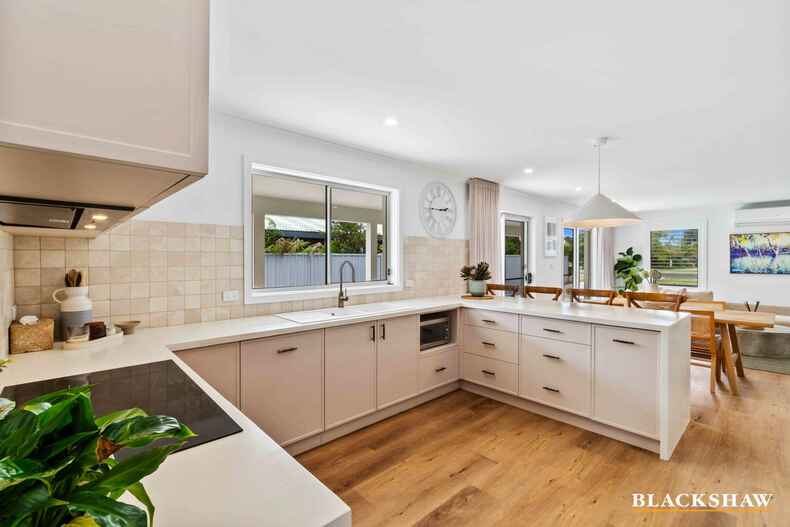 21 Kingston Place Tomakin 21 Kingston Place Tomakin