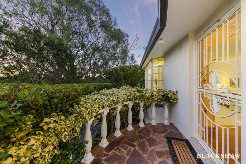 10 Wynter Place Hughes