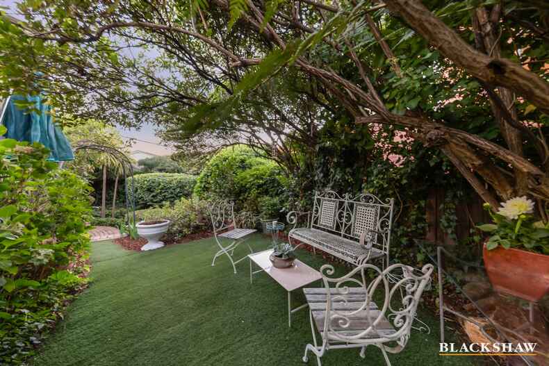 10 Wynter Place Hughes