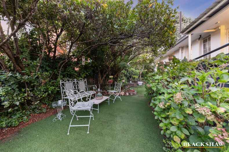 10 Wynter Place Hughes