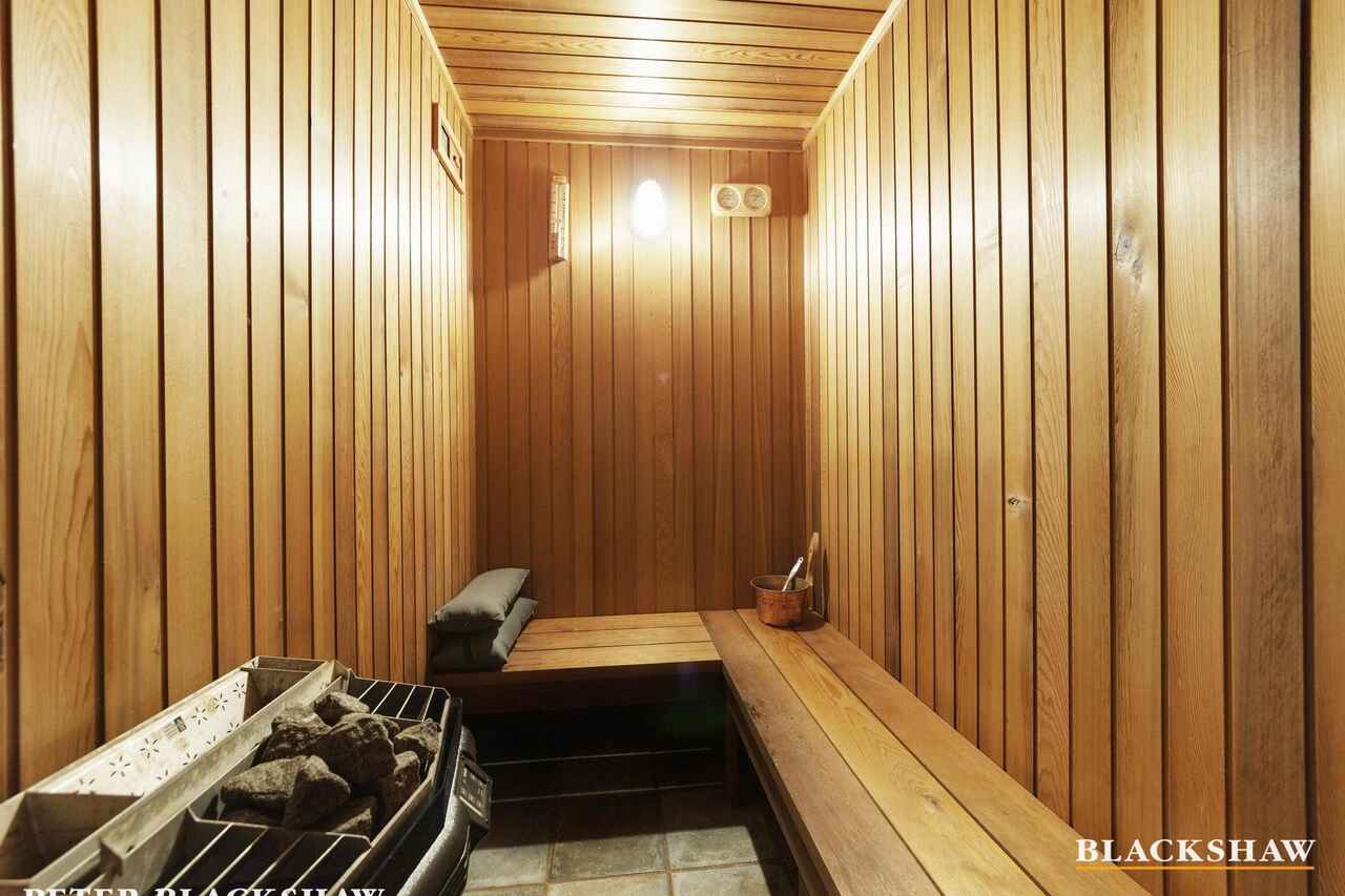 18 Tennyson Crescent Forrest