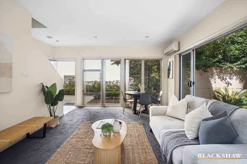 7/71 Torrens Street Braddon