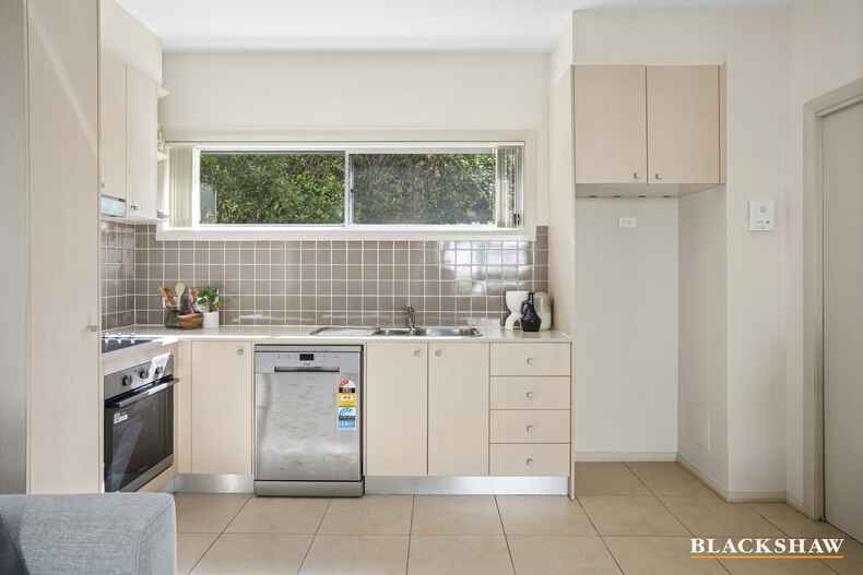 7/71 Torrens Street Braddon
