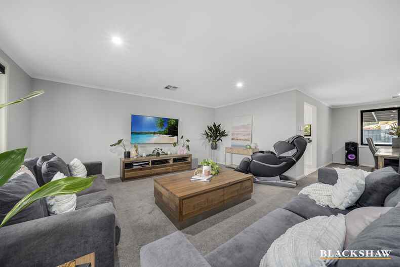 120 Clive Steele Avenue Monash 120 Clive Steele Avenue Monash