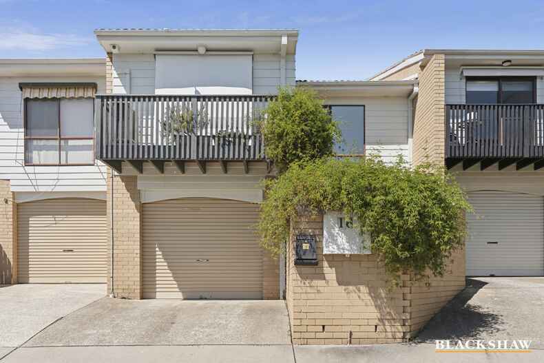 16  Hallen Close Phillip