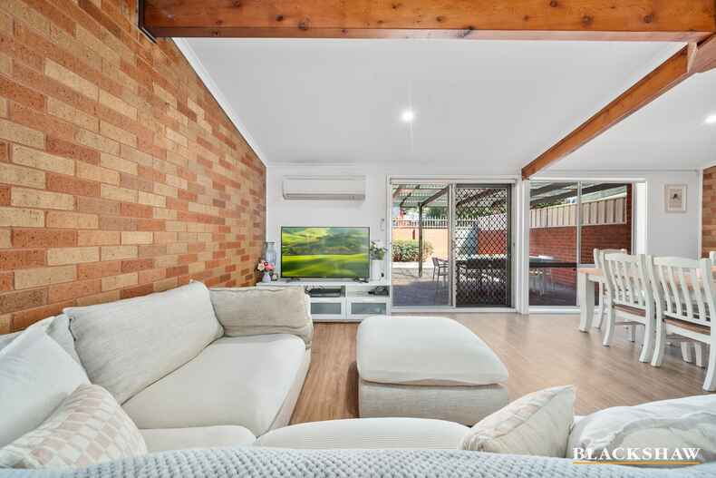 9/1 Hakea Street Karabar