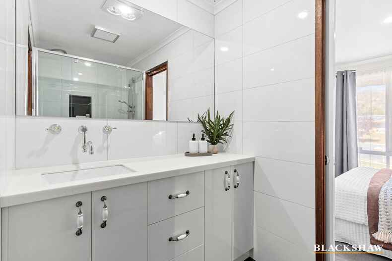 10 Mulder Place Banks