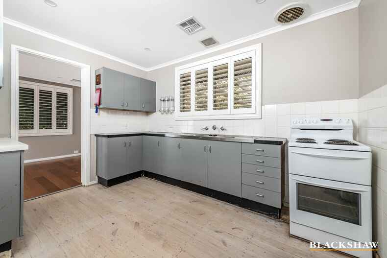 10 Maloney Street Wanniassa 10 Maloney Street Wanniassa