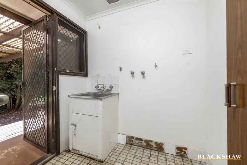 10 Maloney Street Wanniassa 10 Maloney Street Wanniassa