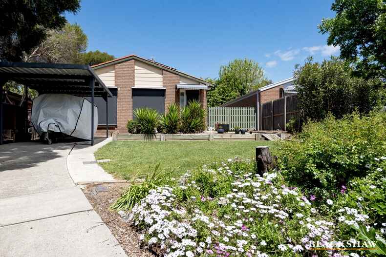 10 Tregear Close  Theodore