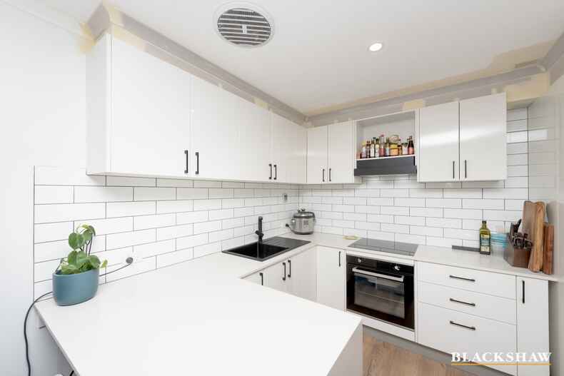 10 Tregear Close Theodore 10 Tregear Close Theodore