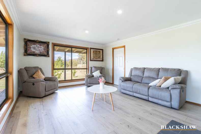 75 Finlay Place Burra