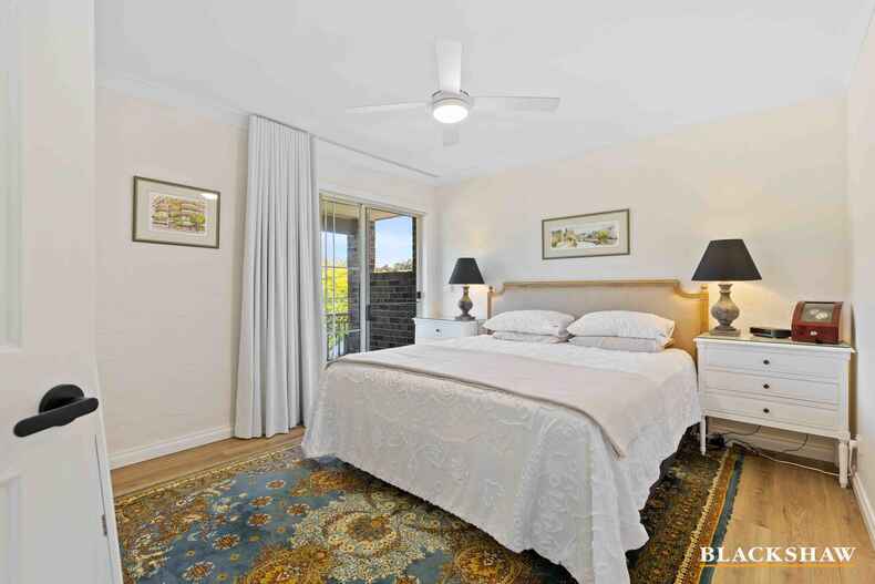 3/2 Lisa Place Sunshine Bay
